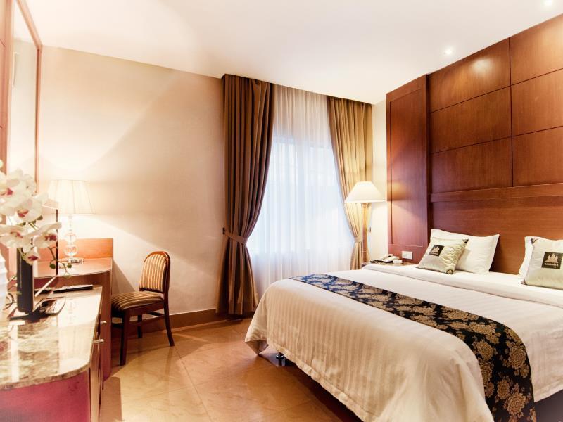 Grand Sakura Hotel Medan Esterno foto