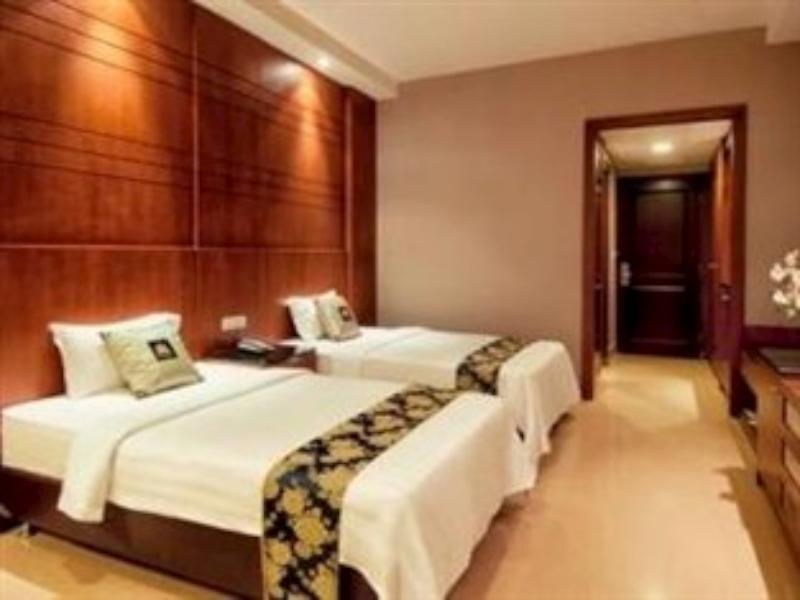 Grand Sakura Hotel Medan Esterno foto